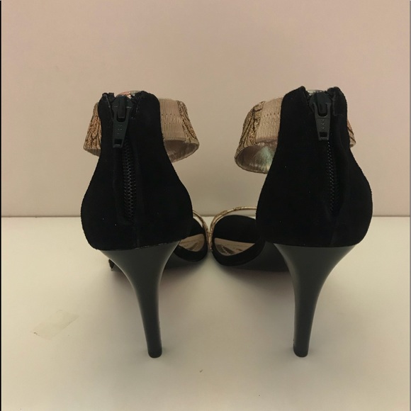 Alfani Anika Black/Gold Heels - Picture 3 of 8